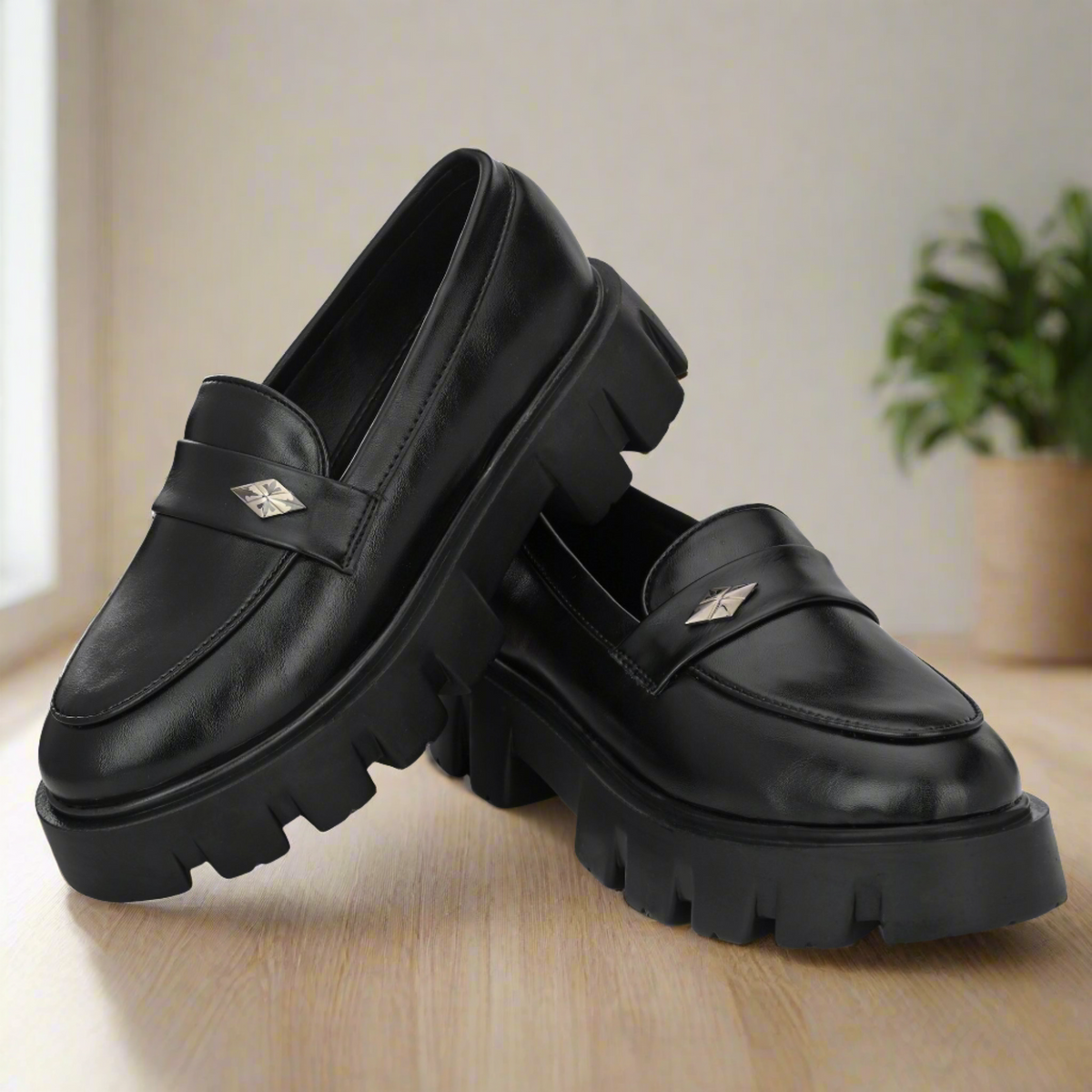 Attitudist Black Round Toe High Heel Penny Loafers