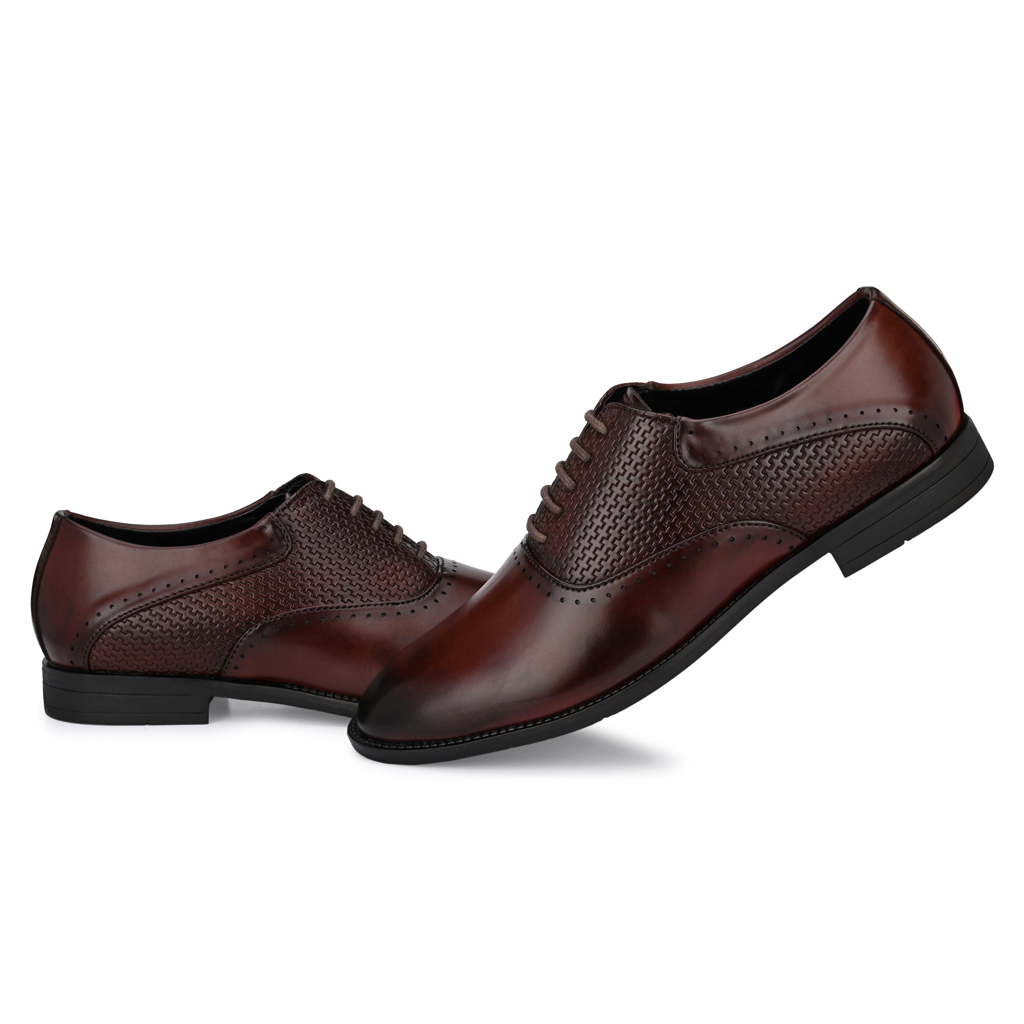 Attitudist Handcrafted Oxford Gradient Brown Formal Laceup Derby Shoes With Semi Chatai Design For Men MTOBSF